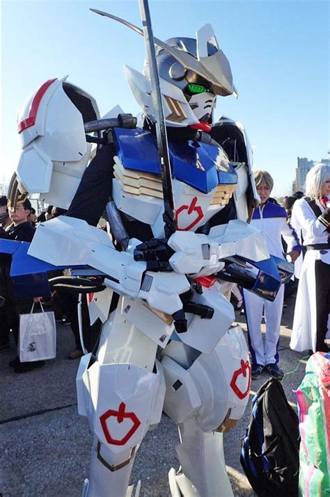 Gundam Cosplay: Gundam Barbatos | Manga cosplay, Gundam, Best cosplay