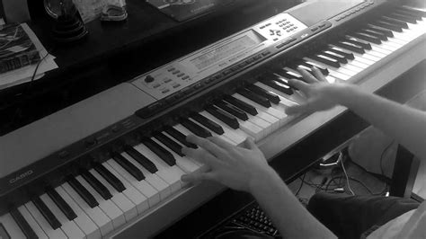 Piano: Gloomy Sunday - YouTube