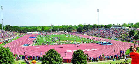 America's Track & Field Stadiums: NebraskaDaily Relay