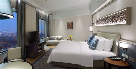 Executive Room at Shangri-La Hotel, Surabaya | Executive room, Luxury ...