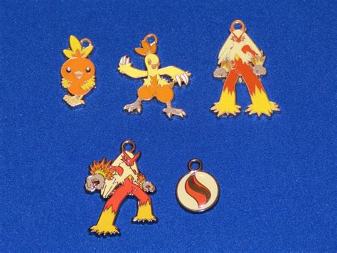 Torchic / Combusken / Blaziken / Mega Stone / Mega Blaziken Pokemon ...