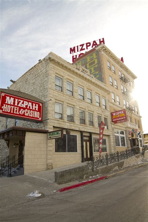 The Ghosts Of The Haunted Mizpah Hotel In 14 Pictures