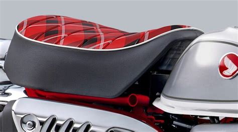 Gone with the Plaid: 2023 Honda Monkey Sports Checkered Livery | LaptrinhX