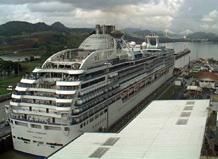 Ships in the Panama Canal: Coral Princess Live Camera