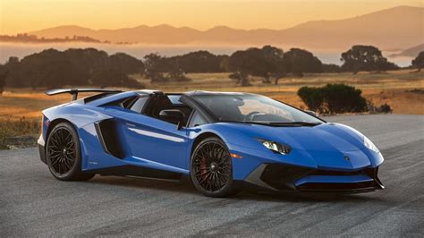 Autoblog's exclusive Lamborghini Aventador SV Roadster photo shoot ...