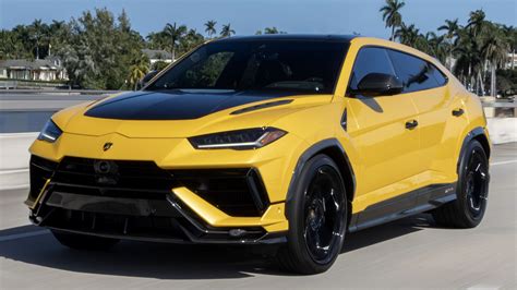 2023 Lamborghini Urus Performante (US) - Wallpapers and HD Images | Car Pixel