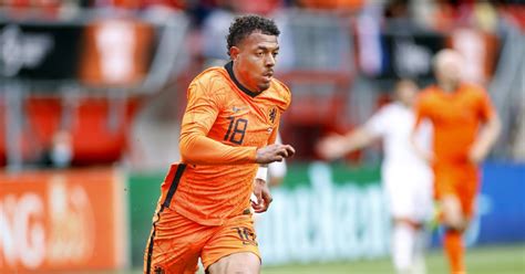 Donyell-Malen-Netherlands - Planet Football