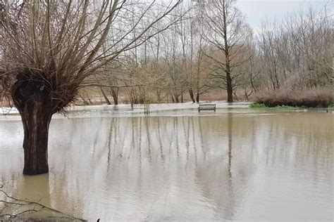 Drone footage shows flooding in Kempston - plus pictures of flooding at ...