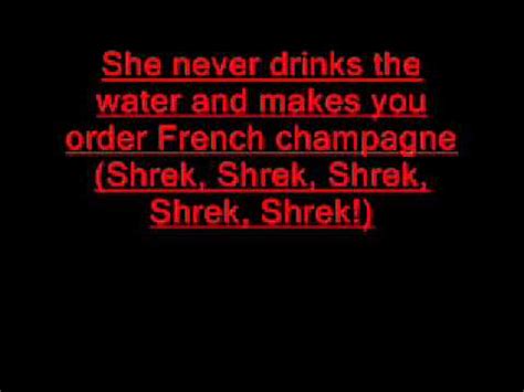 Livin la vida loca (Eddie Murphy & Antonio Banderas - Shrek 2) Lyrics - YouTube