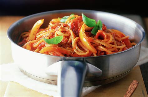 Antonio Carluccio's pasta with a chilli, bacon and tomato sauce | Dinner Recipes | GoodtoKnow