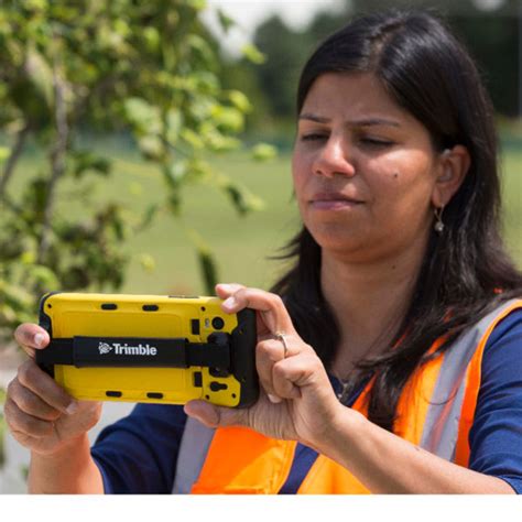 Trimble TDC600 Handheld Data Collector | Biruni Geo Pratama