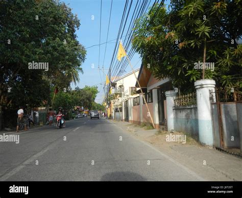 09881 Gregorio del Pilar monument roads Bulacan 15 Stock Photo - Alamy