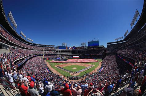Check Out the Plans for the New Texas Rangers Retractable-Roof Stadium