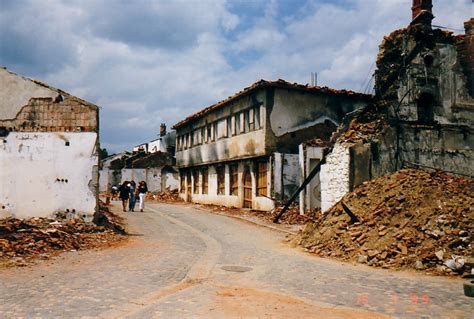 Archivo:War in the balkans kosovo 1999 3.jpg - Wikipedia, la enciclopedia libre