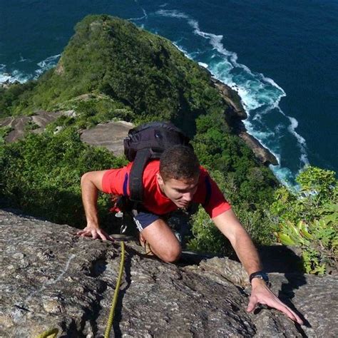 Sugarloaf Mountain Hike - Rio de Janeiro - Professional Guide - Nattrip ...