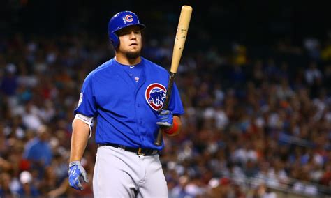 Watch Cubs’ Kyle Schwarber take batting practice a day before the World ...