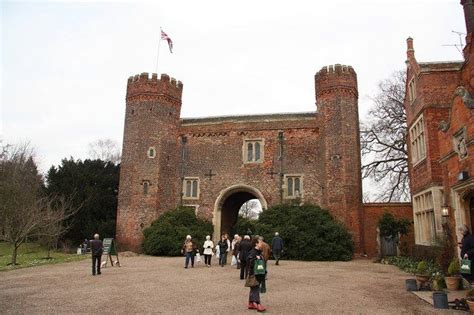 Hodsock Priory (Worksop) - Visitor Information & Reviews