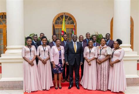 'Mkono wa Bwana' song choir members meet Ruto, First Lady Rachel at ...