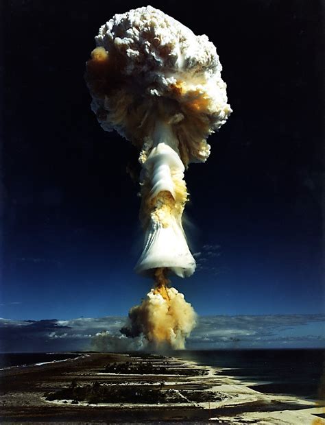 Amazing photo of a hydrogen bomb explosion : r/pics