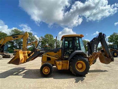 John Deere 310J Backhoe Loader