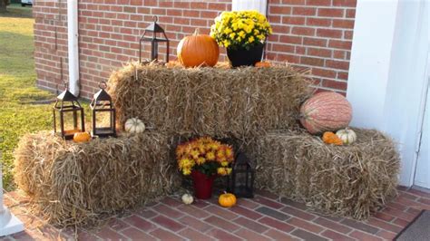 8 Fascinating Ideas for Fall Garden Dеcor With Hay Bales!