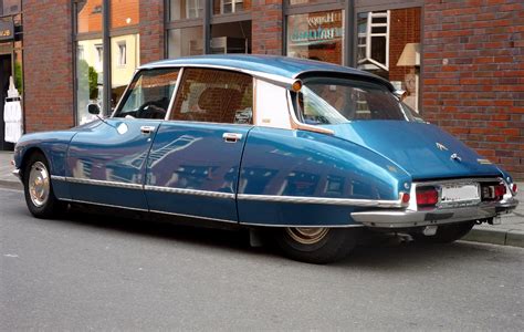 CITROEN DS - Review and photos