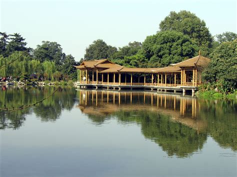 File:China Hangzhou Westlake-6.jpg - Wikimedia Commons