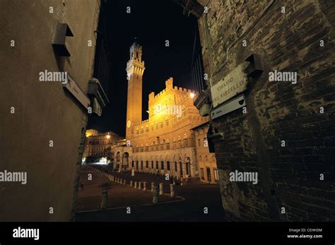 Siena is a jewel of the tuscan medieval architecture Stock Photo - Alamy