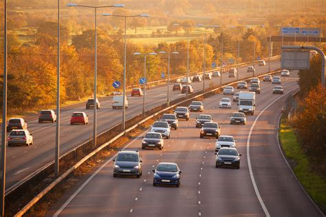 Half of UK cars must be electric by 2030 to meet climate-change goals | Auto Express