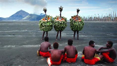 Papua New Guinea Uncovered | TravelAge West