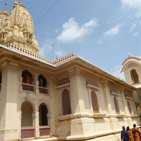 ISKCON Temple (Ahmedabad) - 2022 Alles wat u moet weten VOORDAT je gaat ...