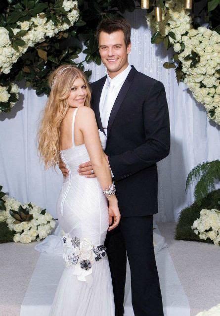 Fergie and Josh Duhamel | Celebrity wedding dresses, Celebrity weddings, Celebrity bride