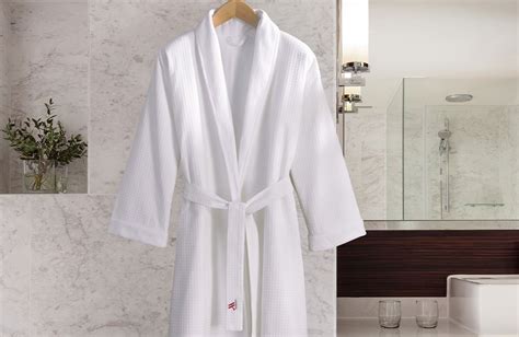 Details more than 142 luxury hotel dressing gowns super hot - camera.edu.vn