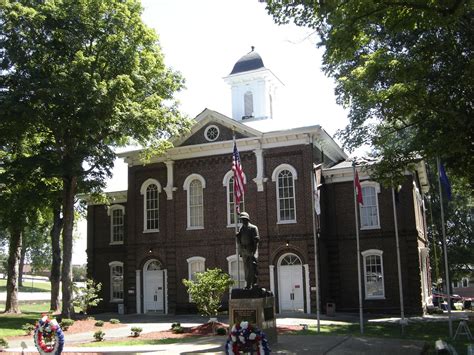 Places To Go, Buildings To See: Loudon County Courthouse - Loudon ...