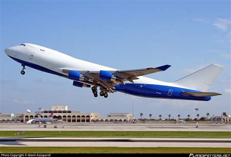 A6-GGP Dubai Air Wing / Royal Flight Boeing 747-412F Photo by Glenn ...