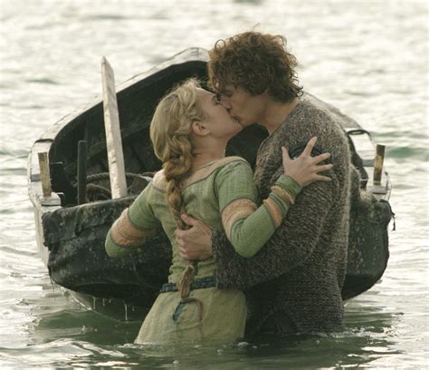 Тристан и Изольда / Tristan + Isolde (2006) | Tristan and isolde movie, Tristan isolde, Movie kisses