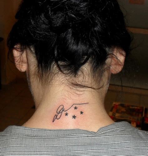 51 Lovely Star Neck Tattoos