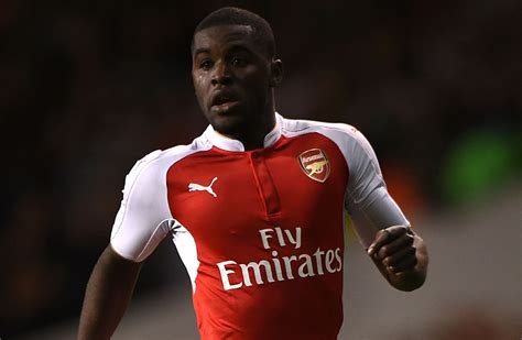 Campbell finally leaves Arsenal by completing permanent switch to Serie A