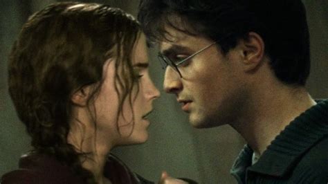 POTTER HERESY! What if Hermione kissed Harry? [1/4] | Harry potter ...