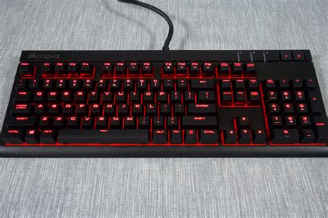 The Corsair STRAFE Mechanical Keyboard Review