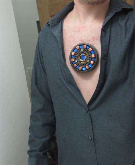 Iron Man Arc Reactor Video Tutorial, DIY Wearable : 8 Steps - Instructables