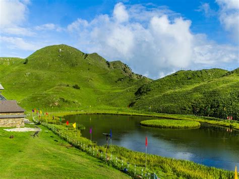 Prashar lake trek: Best time to visit, Itinerary