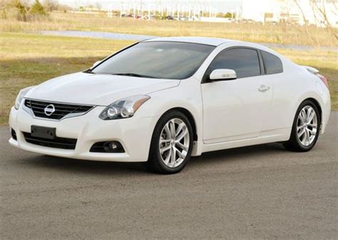 2010 2 Door nissan altima coupe