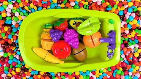 Learn Fruits and Mix Candies in a Bathtub. Fruits names for kids. #learnfruits #mixcandies # ...