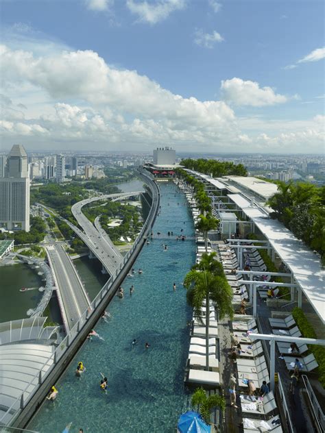 Marina Bay Sands Integrated Resort SkyPark® - Greenroofs.com