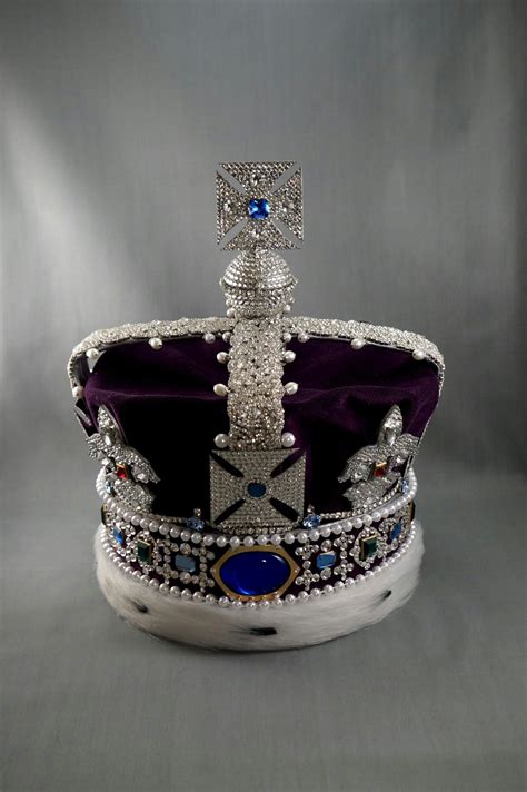 My Imperial State Crown (Back) | British crown jewels, Crown jewels ...