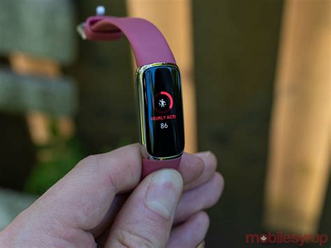 Fitbit Luxe Review: Fitbit’s best-looking fitness tracker yet