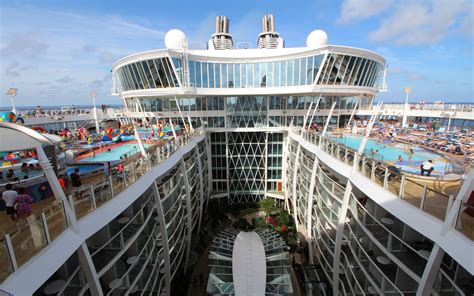 Size isn't all that matters - Allure of the Seas Cruise Review