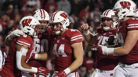 How to Watch Wisconsin vs Minnesota Game Live Online