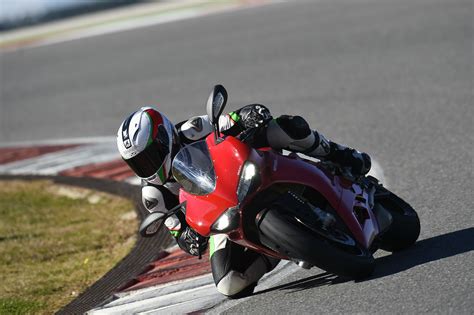 First ride: Ducati 1299 Panigale S review | Visordown